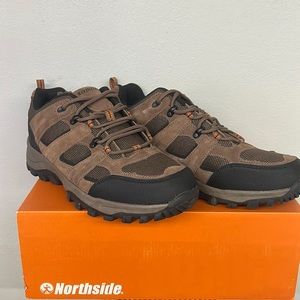 Northside Men’s Monroe Low Top Hiking Shoe Size 11, and Box